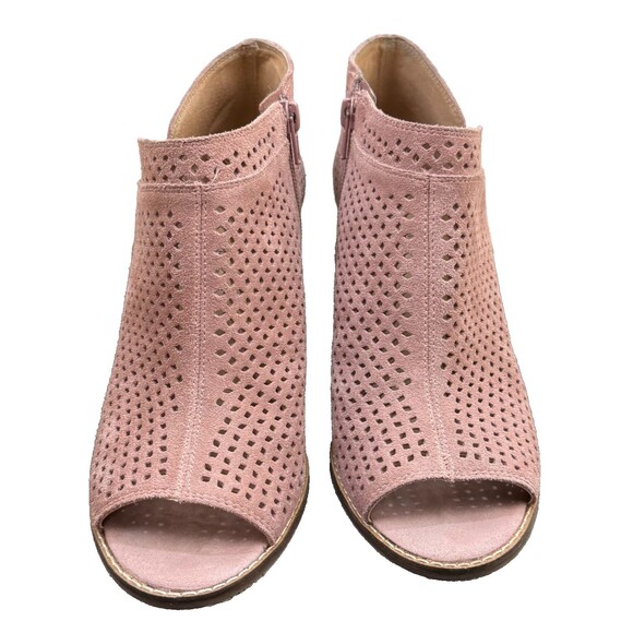 Lucky Brand Wedge Bootie Lilac Suede 8.5 Boho Pierced Peep Toe Jazley Ankle Boot - Picture 2 of 6